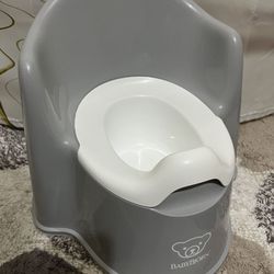 BabyBjorn Potty Chair