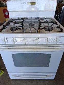 GE Gas range stove