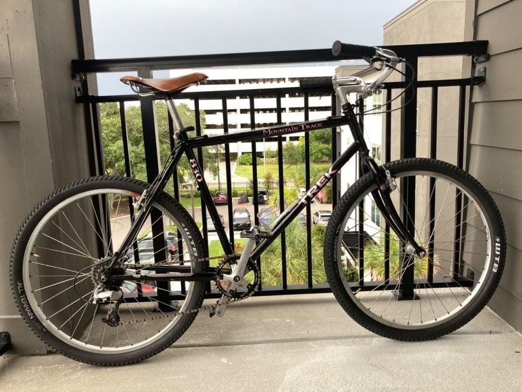 Trek Mountain Track 830