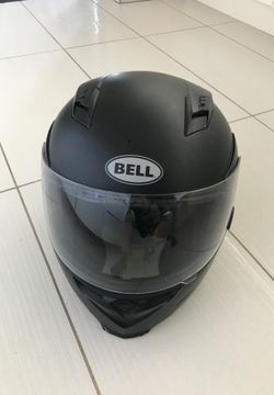 Motorcycle helmet