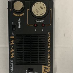 Vintage Dynamo & Solar, Battery & Crank AM/FM Radio Receiver For Survival