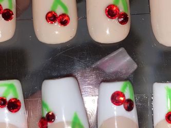 Cherry Press on nails Size Medium