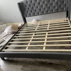 Second hand king size bed frame discount