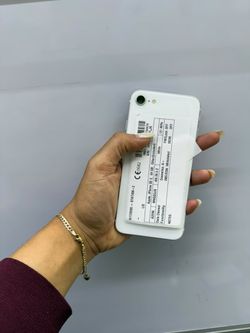 IPHONE SE 2 64GB UNLOCKED