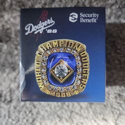 1988 World Series Replica Ring Tommy Lasorda