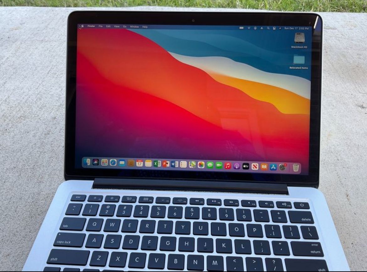 Apple MacBook Pro 2015 13.3” laptop i5 2.8ghz 8gb 512g Apple MacBook Pro 2015 13.3” laptop i5 2.8ghz 8gb 512g