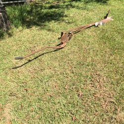 Go Devil Frame And 2 Props $200