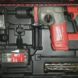 Milwaukee HAMMERDRILL SDS ROTARY 1-9/16