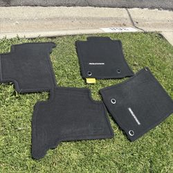 OEM TOYOTA 4RUNNER CARPET FLOOR MATTS FRONT AND REAR CARPET ORIGINAL BRAND NEW