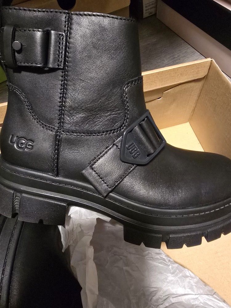 UGS BOOT