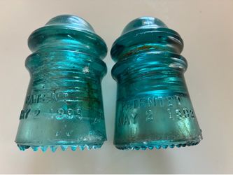 Vintage Hemingray  aqua insulators #9 patented May 1893