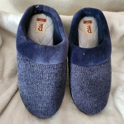 DF memory foam House Shoes 8.5