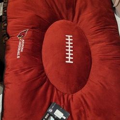 Cardinals Dog Bed For Small To Medium Breed