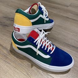Women’s Vans Sneaker, Size 9