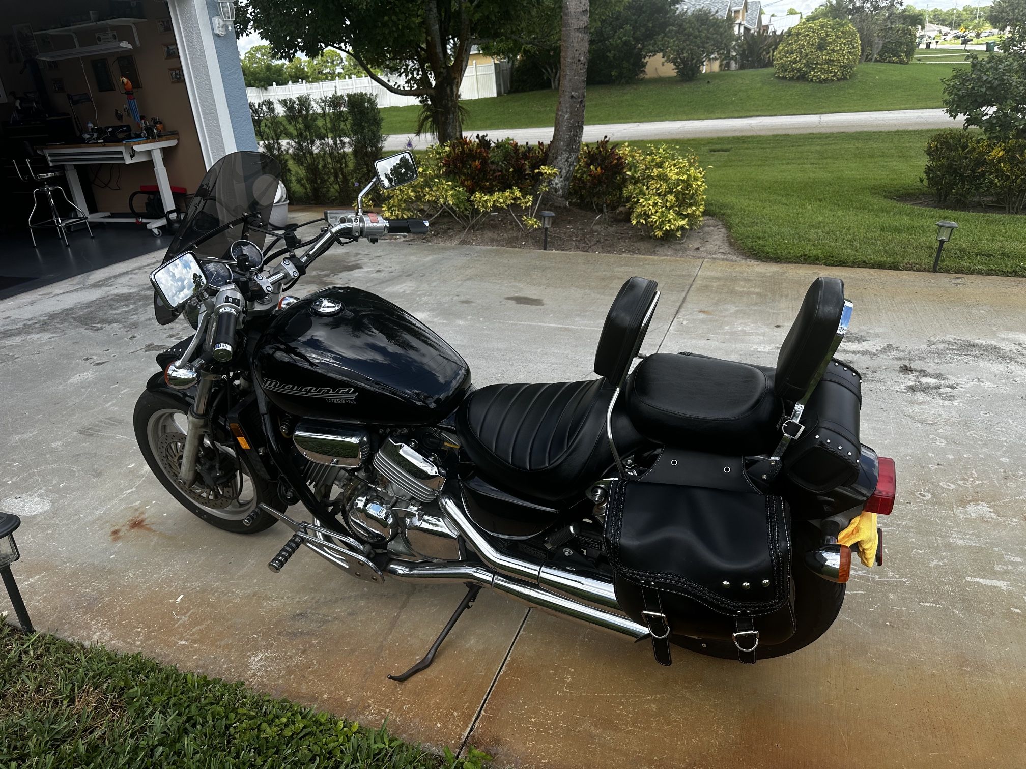 1998 Honda Magna 750