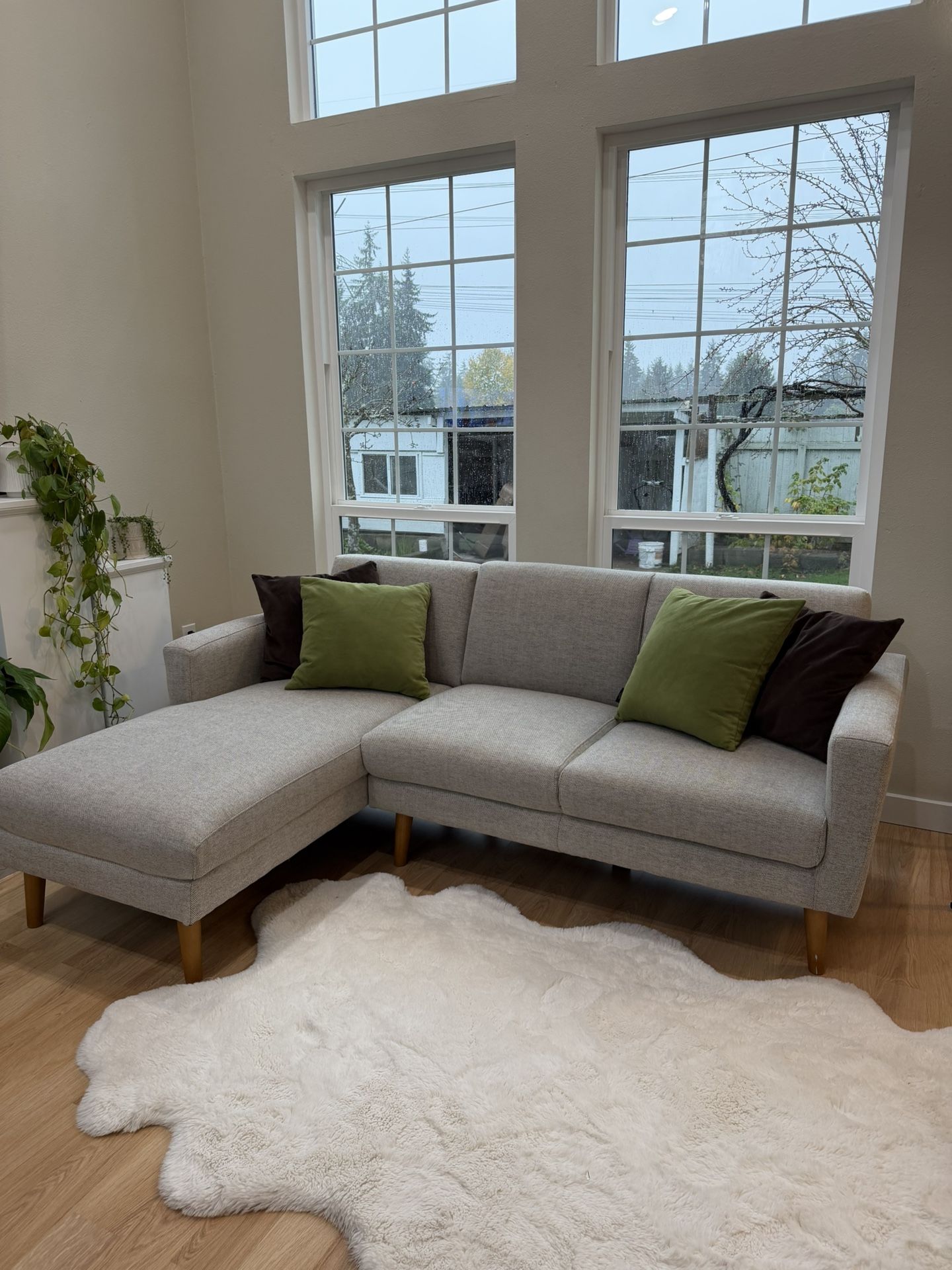 West Elm Oliver Sectional Sofa – Like New