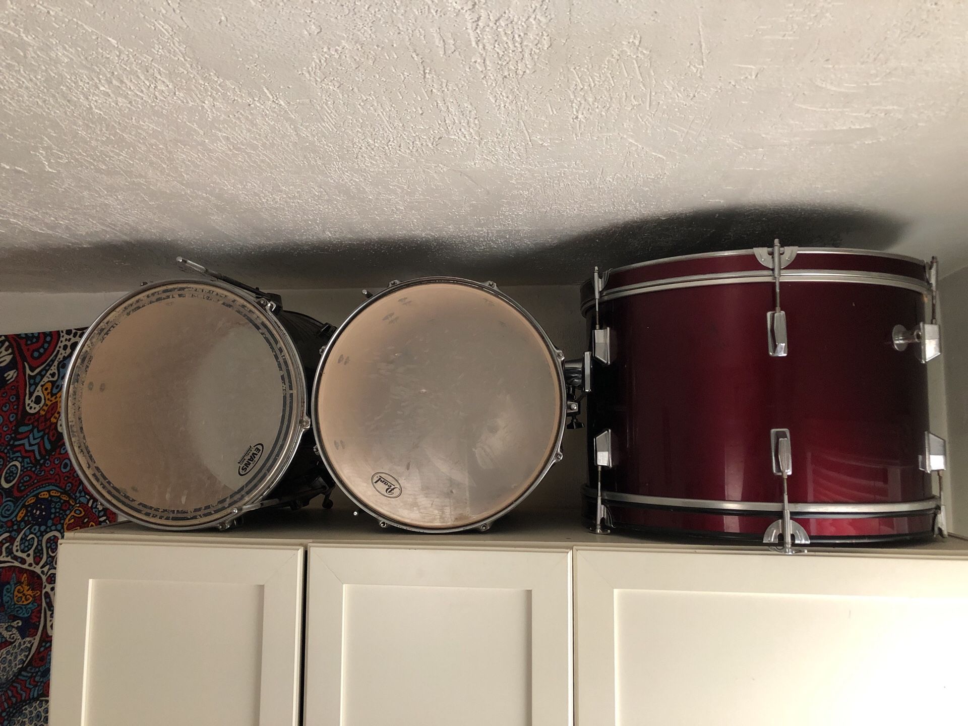 3/4 full drum set (Pearl, Ludwig, Sunlite, Standard)