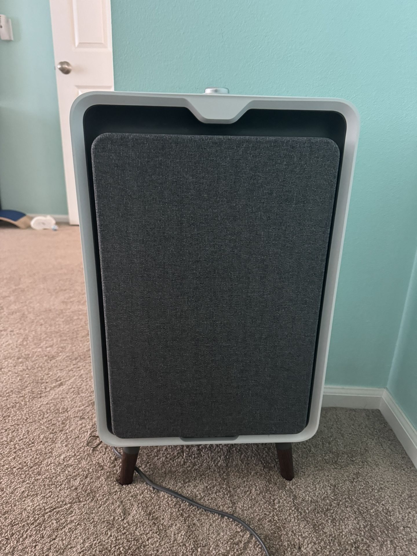 BISSELL air320 Smart Air Purifier with HEPA and Carbon