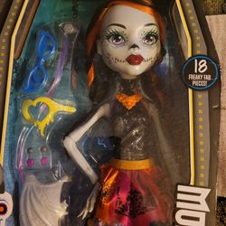 NEW Monster High Skelita Calaveras 28 Inches 