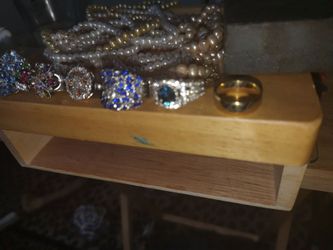 Blue Sapphire and several real gemstone rings ,real pearls or trade for vehical