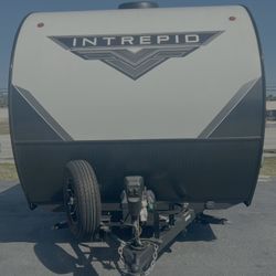 New! 2024 Intrepid 135i