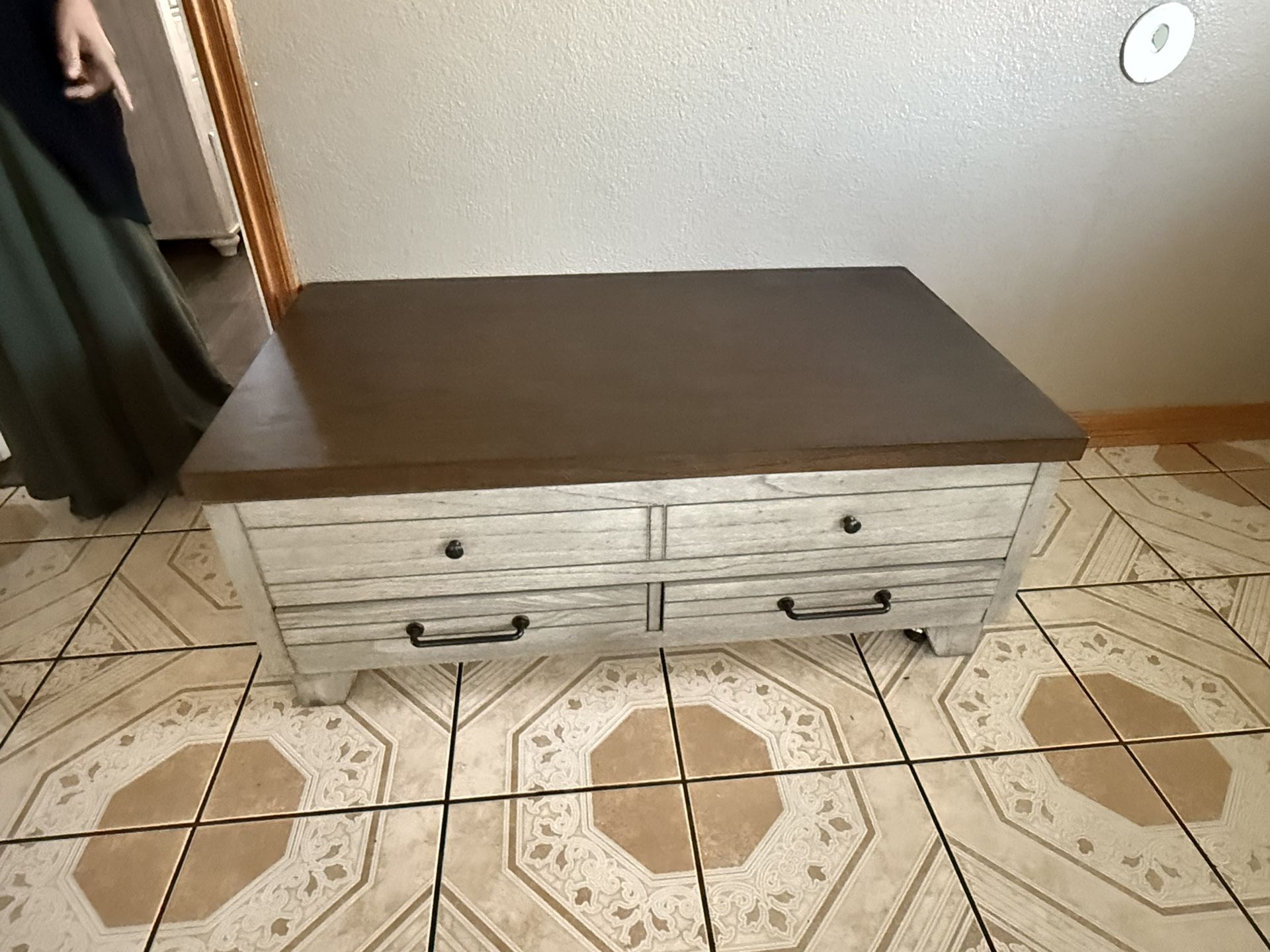 lift top cocktail table