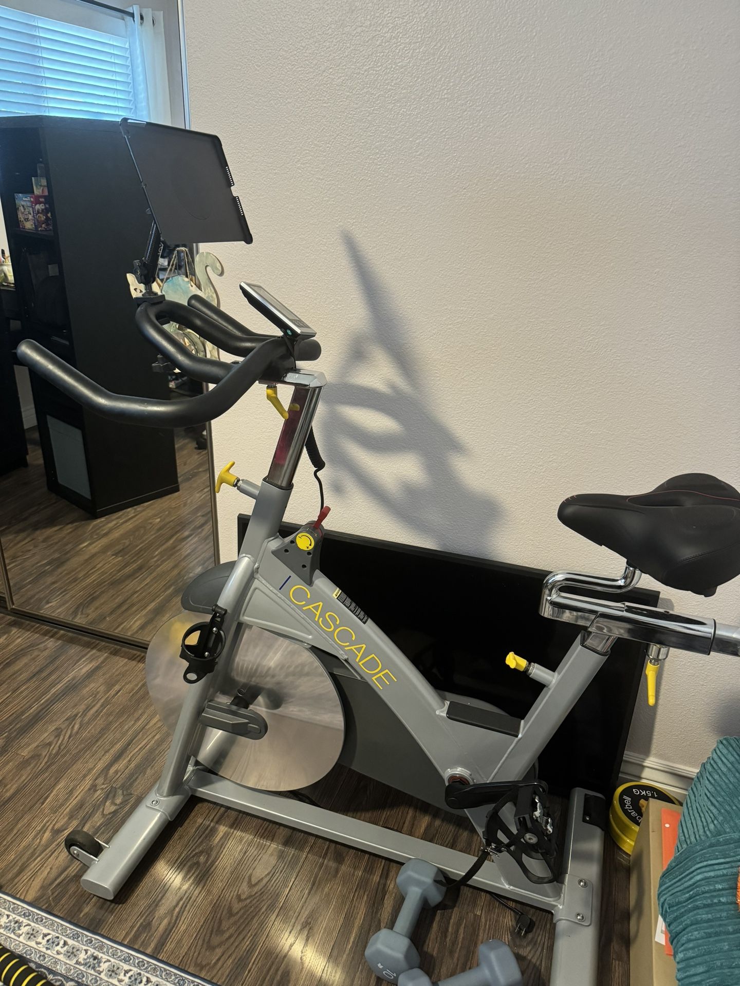 Cascade CMX Pro Power Exercise Bike