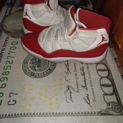 Jordan 11 Cherrys