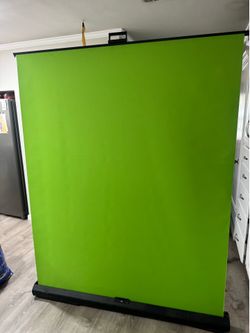 Retractable Green Screen for streaming