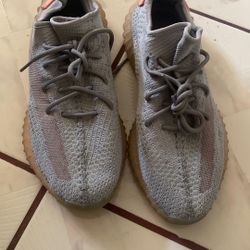 Adidas YEZZY MENS SHOES SIZE 11.5