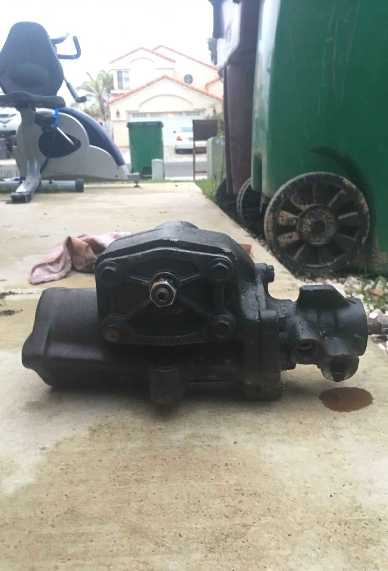 Ford F350 Steering Box for Sale in Menifee, CA OfferUp