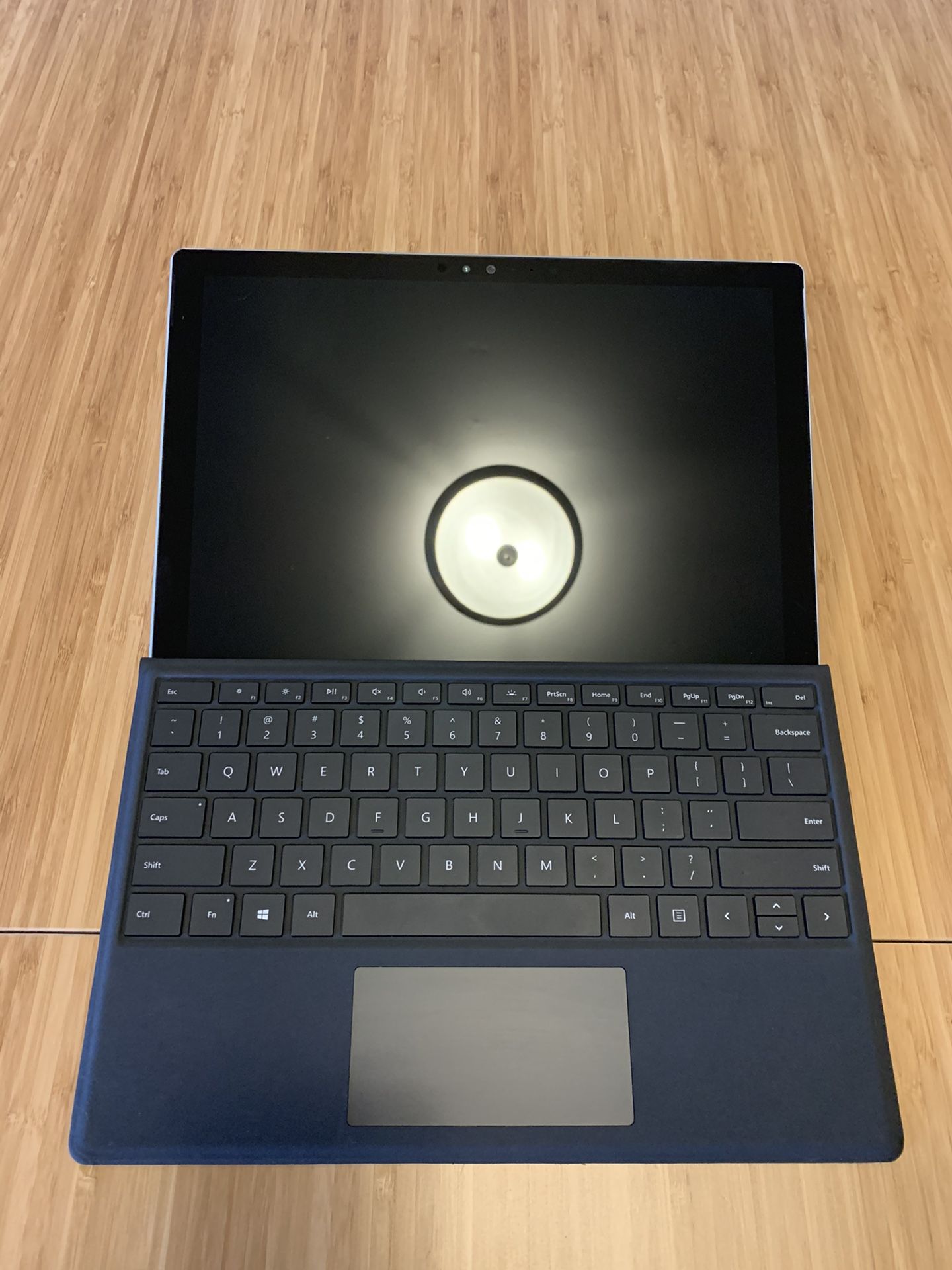 Surface Pro 4, 512GB SSD, 16GB RAM, Core i7 + Type Cover