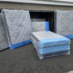 Why Pay More Single Twin Mattress 99 Full Double 159 Queen Bed 179 King 229 California King 229 Frame 69 XL Twin Mattresses Se Habla Espanol 