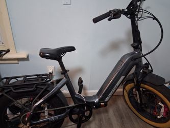 Aventon Sinch Folding E-Bike