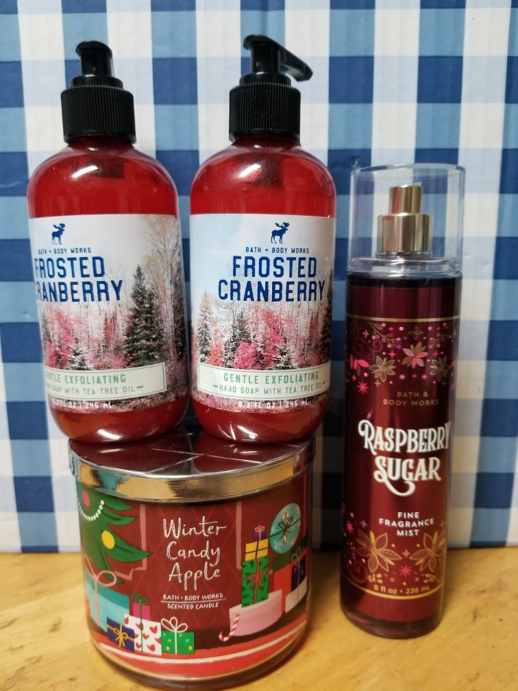 BATH AND BODY WORKS- CHRISTMAS PRODUCTS
