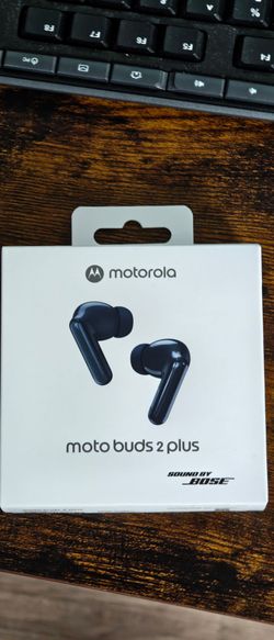 Bran New Sealed Moto Buds 2 Plus