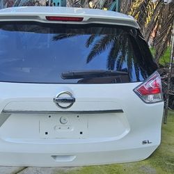 2014-2016 Nissan Rogue Tailgate 