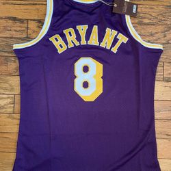 Purple lakers Kobe Bryant Mitchell and Ness Jersey