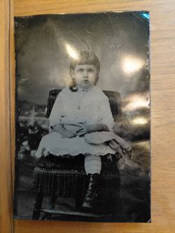 Early Tin Types & Photos