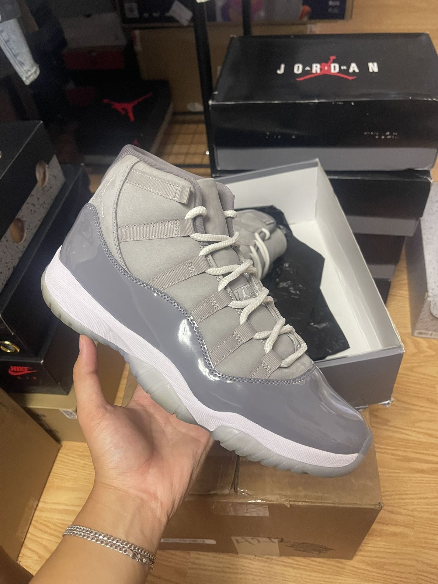 Jordan 11 Retro COOL GREY 2021