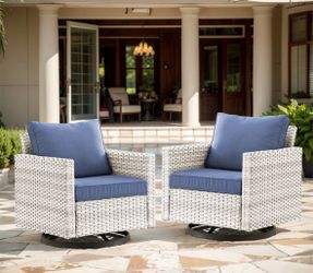 Outdoor patio chairs