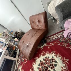 Lounge Couch 