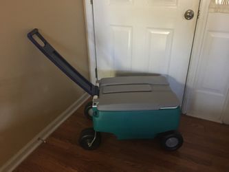 RUBBERMAID COOLER WAGON, RARE VINTAGE COLOR, 4 WHEELS, 60 QT ICE CHEST, ROLLING