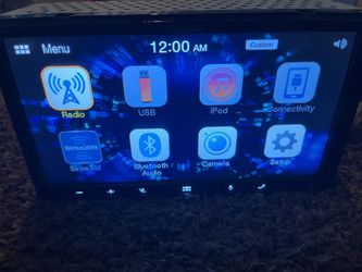Alpine Touchscreen radio with apple carpkay
