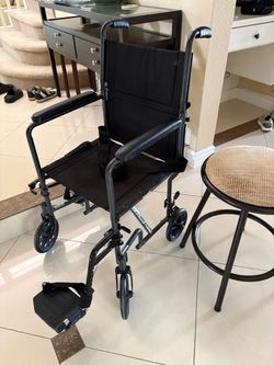 Transport chair