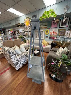 5.5 foot Gray A-frame three tier shelf