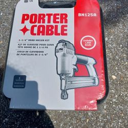 Pneumatic 1-1/4"Brad Nailer Kit 