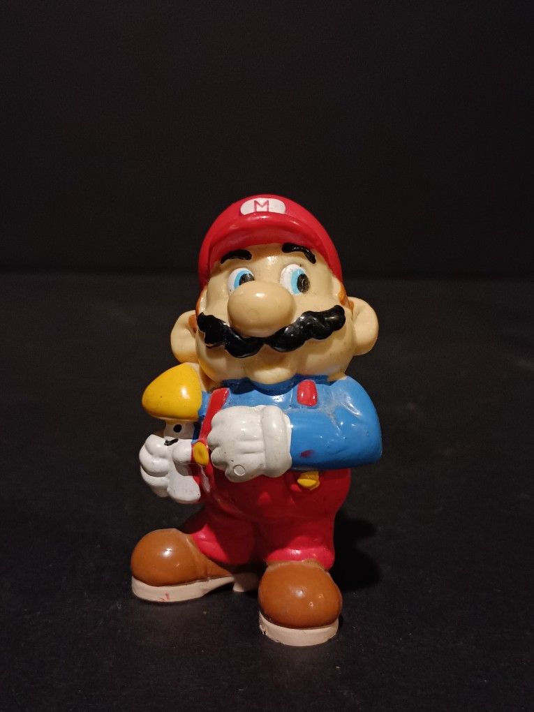 Vintage 1989 Nintendo Super Mario