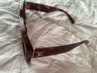 Louie sunglasses