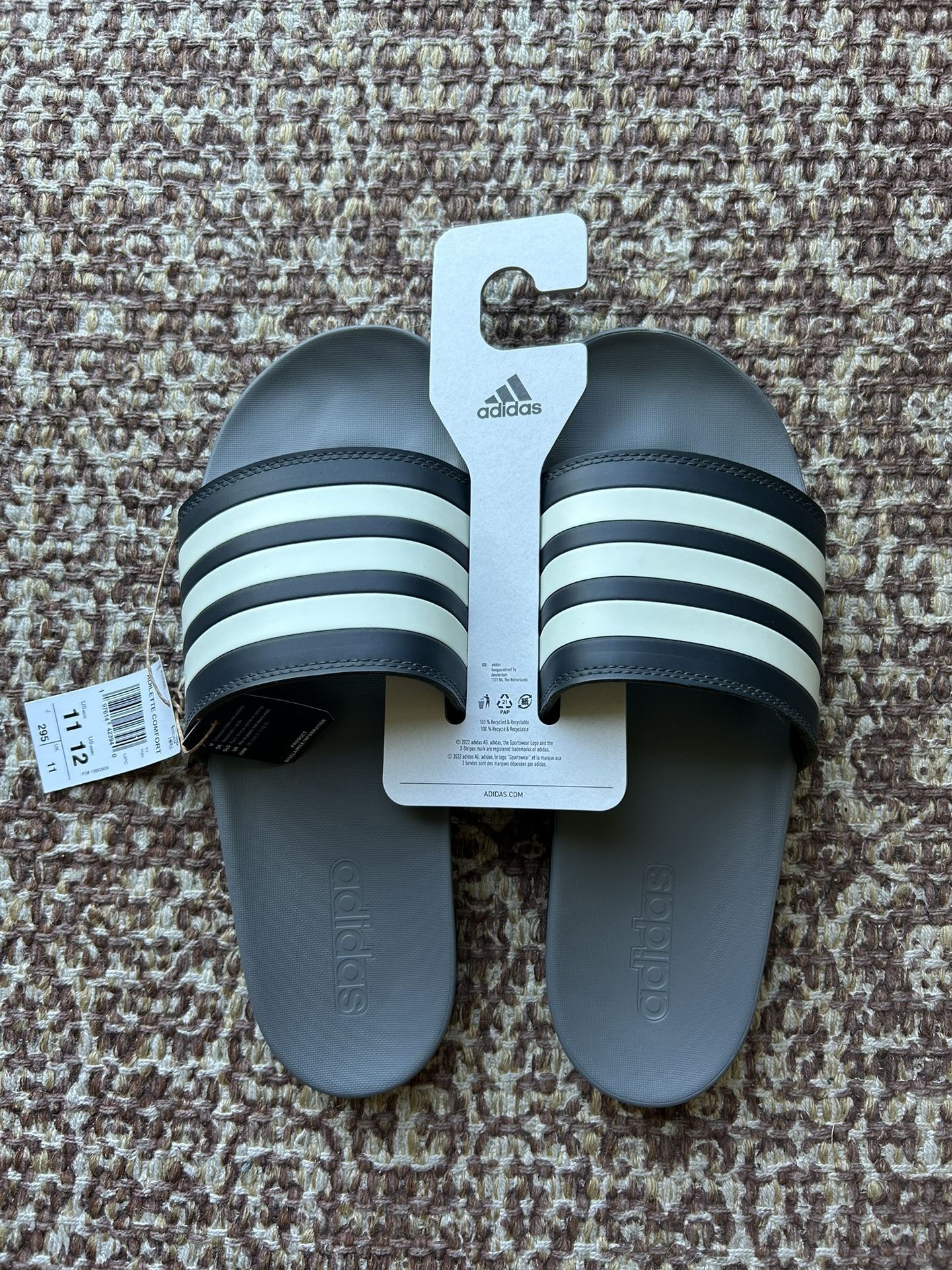 Adidas Slides Adilette Comfort Men’s Size 11 Brand New